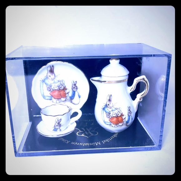peter rabbit miniature tea set